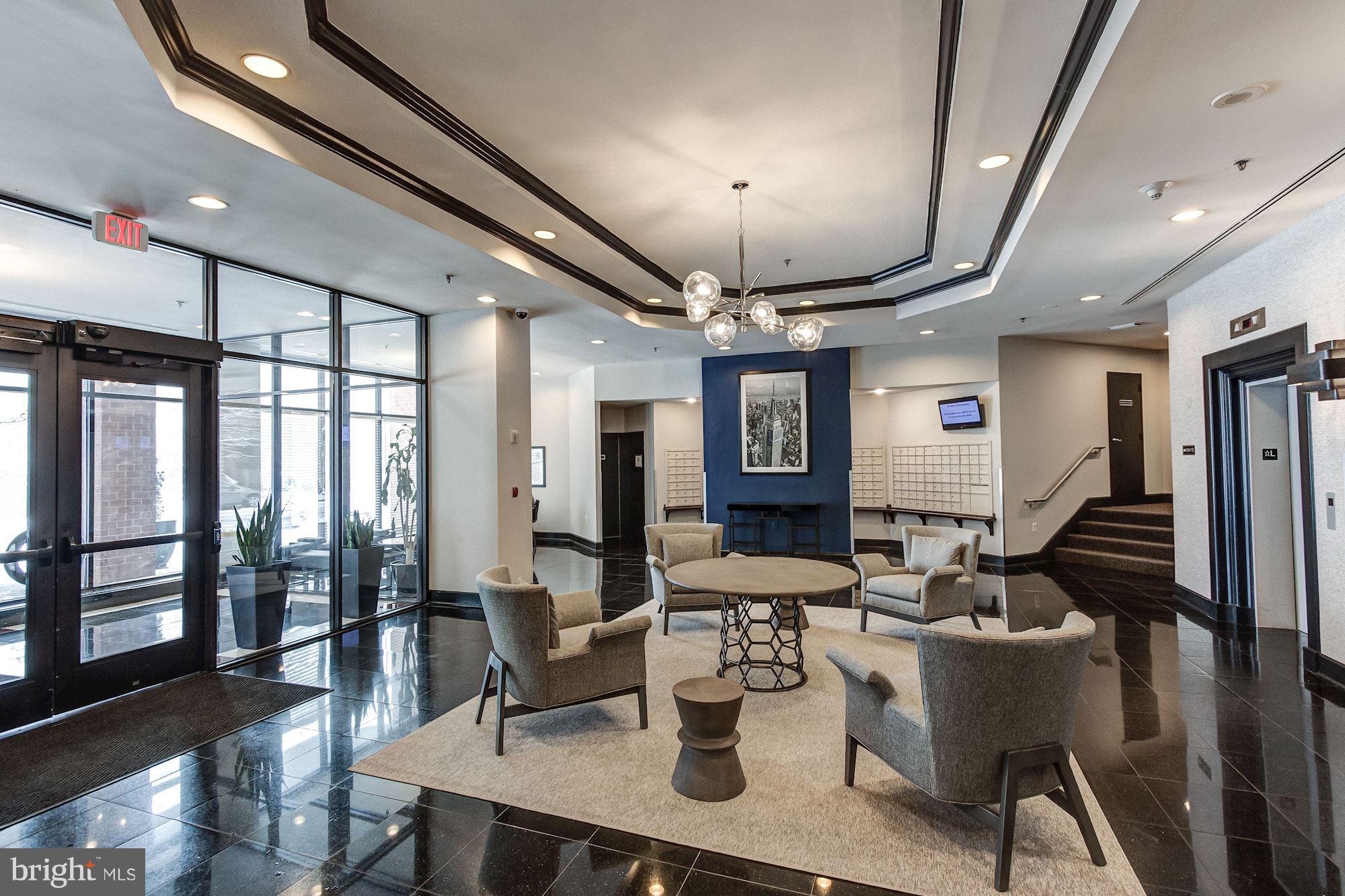 EASTVIEW AT BALLSTON METRO - Residential