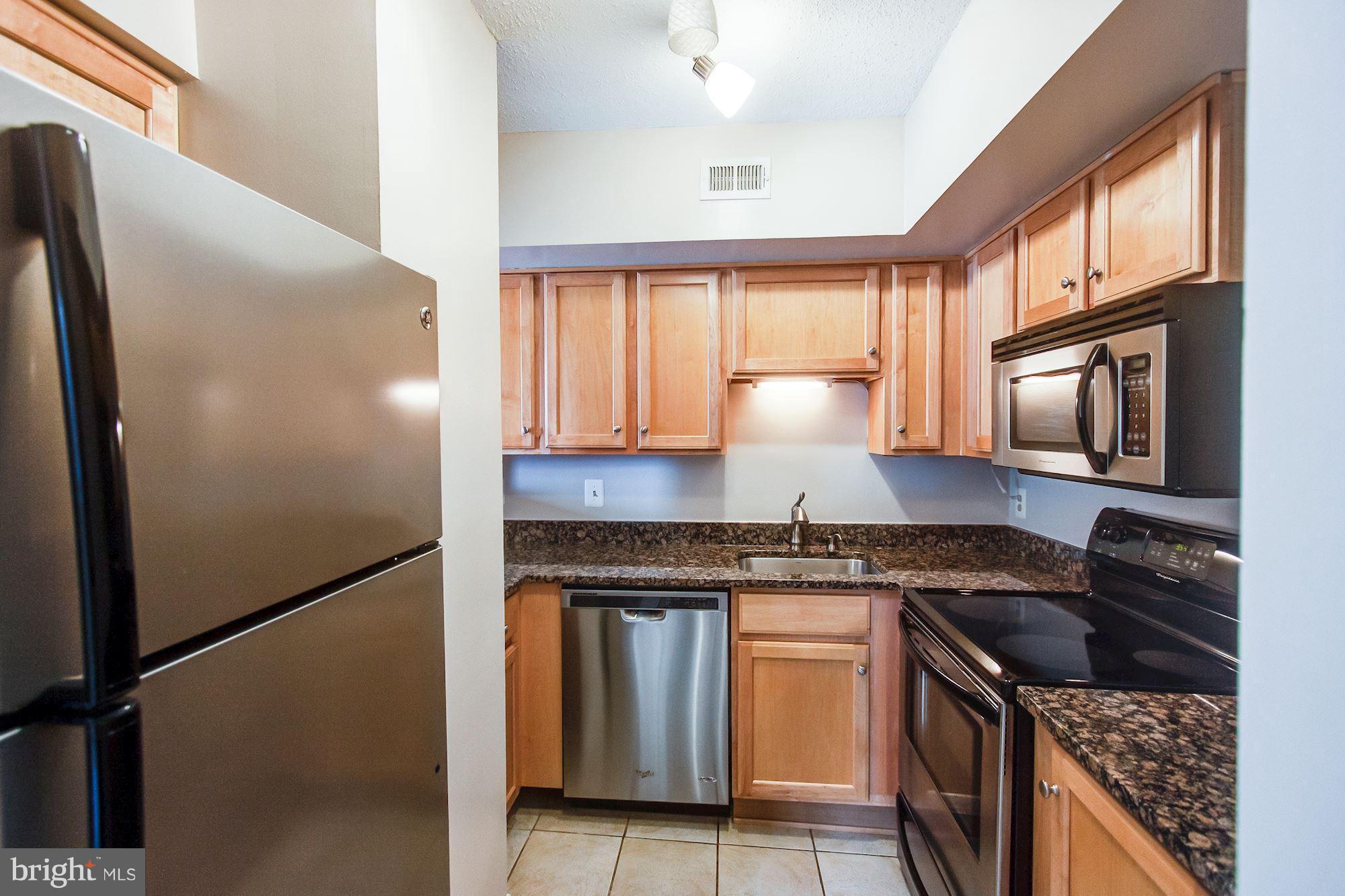 EASTVIEW AT BALLSTON METRO - Residential
