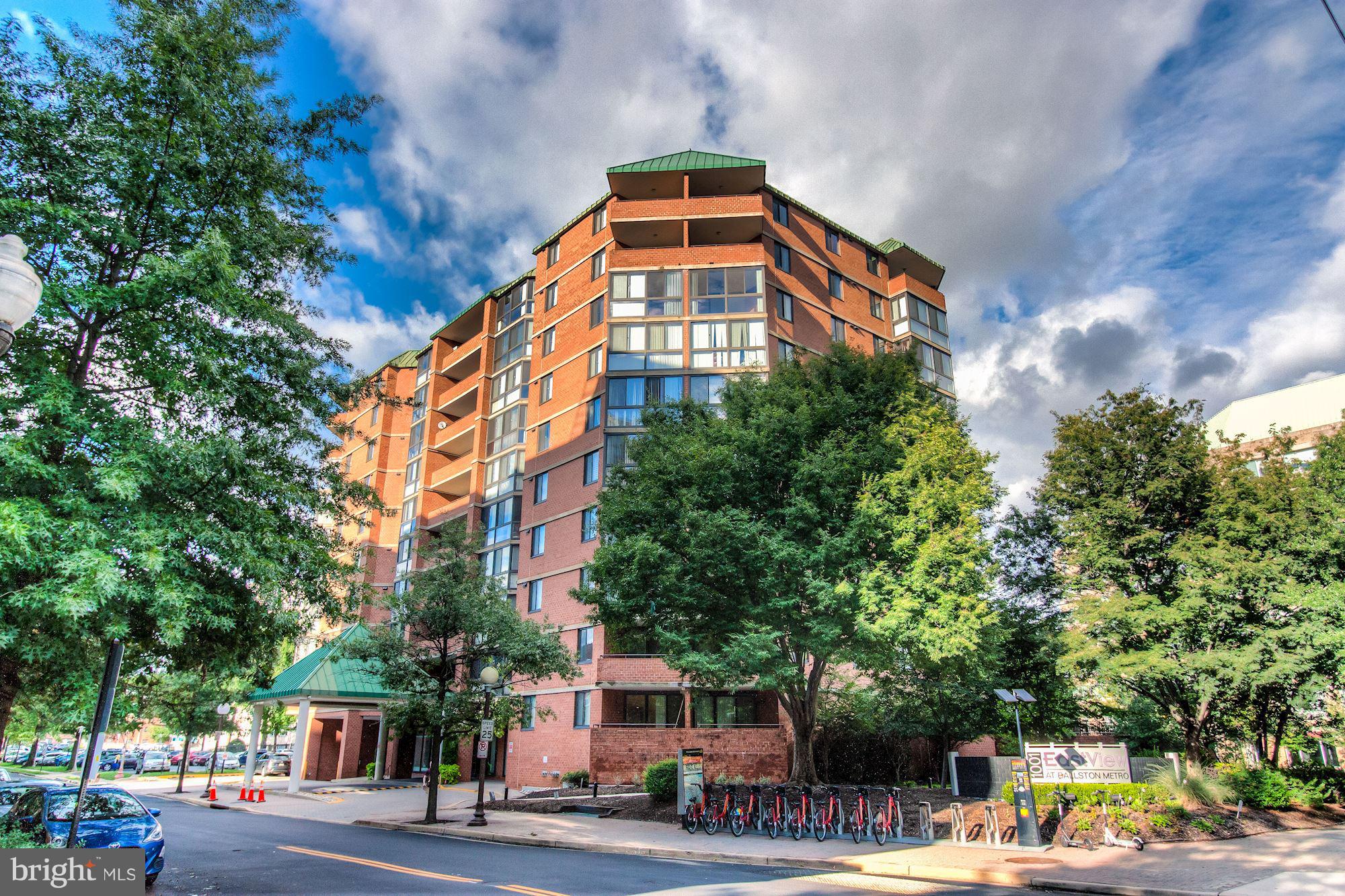 EASTVIEW AT BALLSTON METRO - Residential