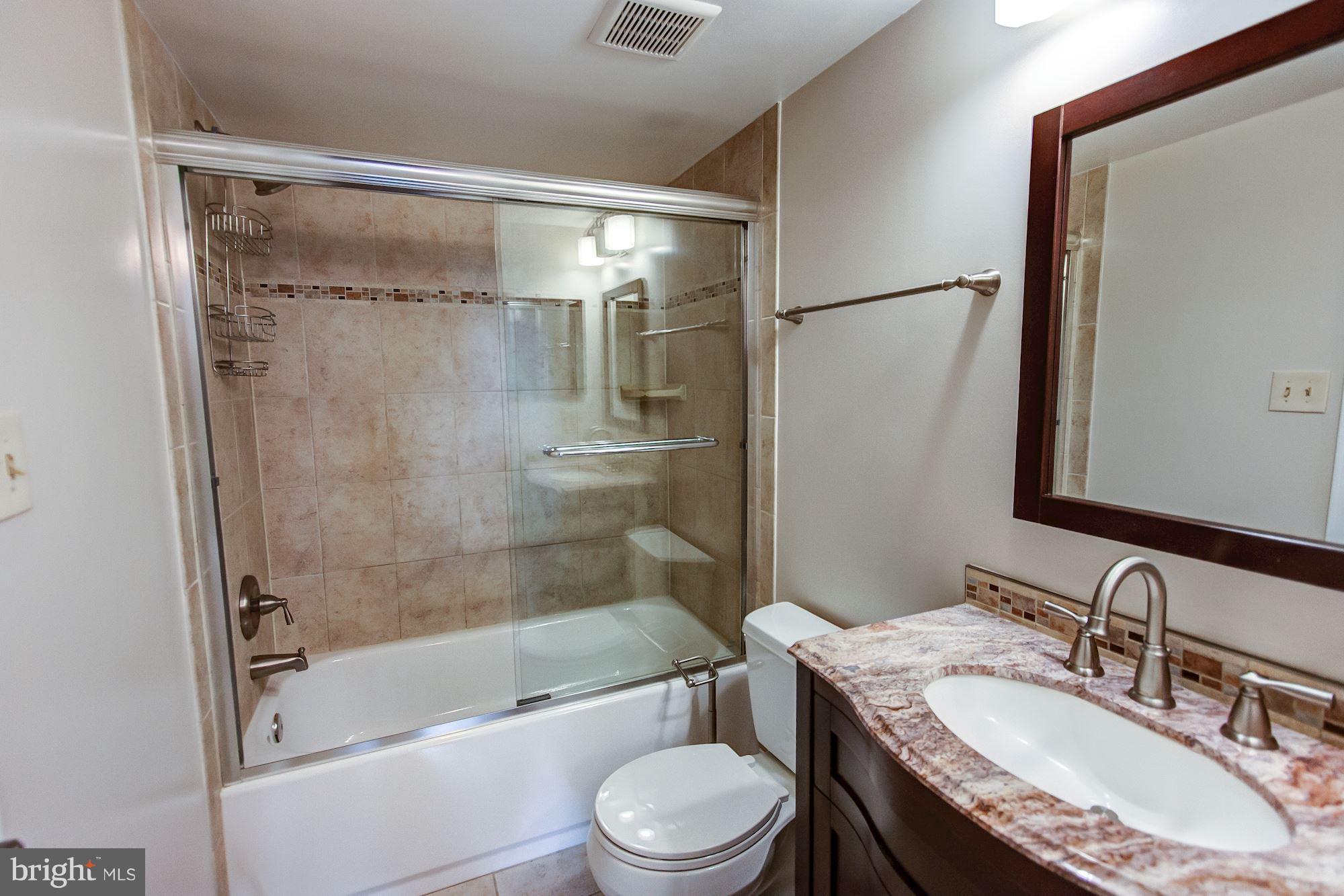 EASTVIEW AT BALLSTON METRO - Residential