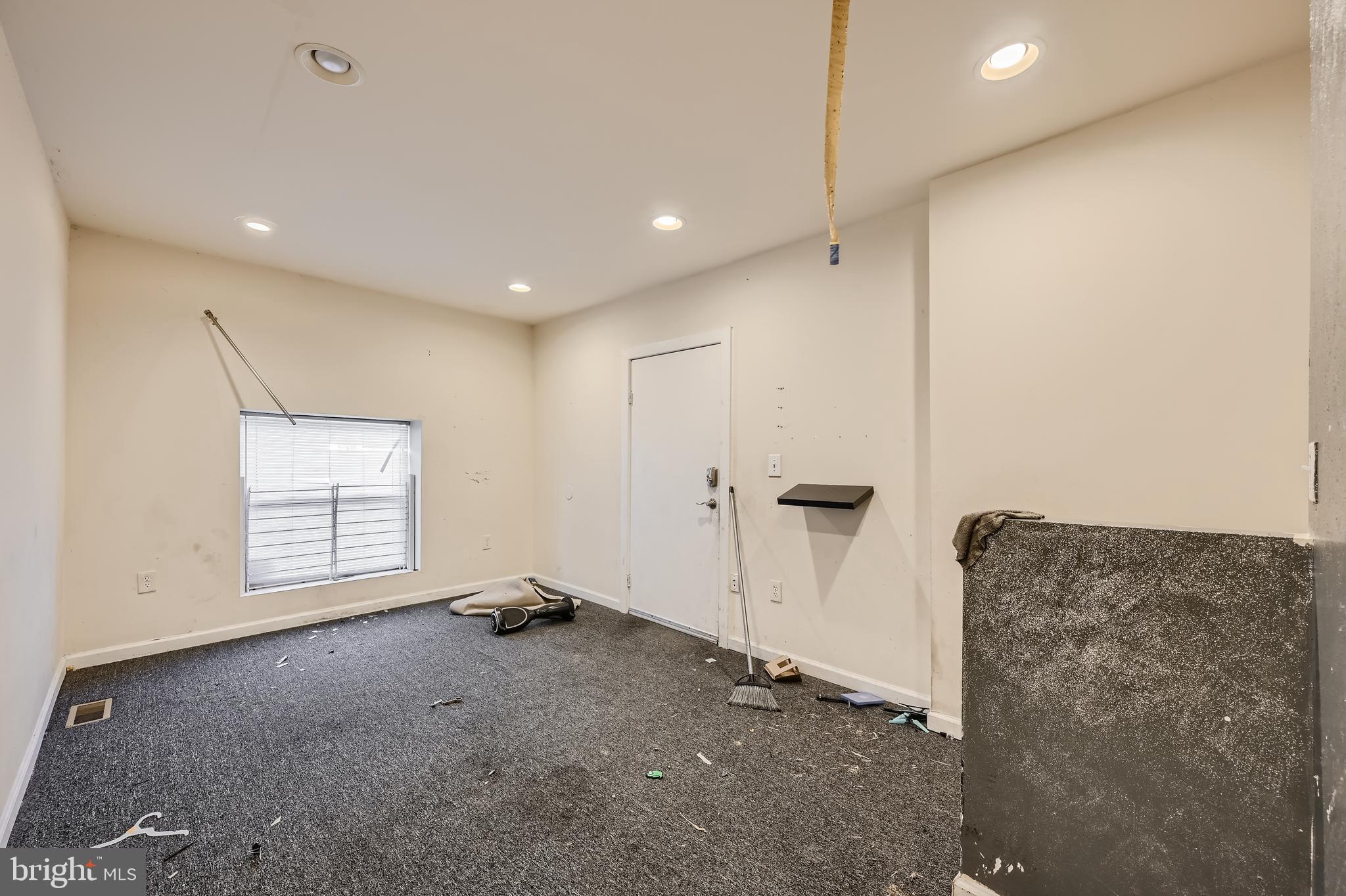 BARCLAY - Residential