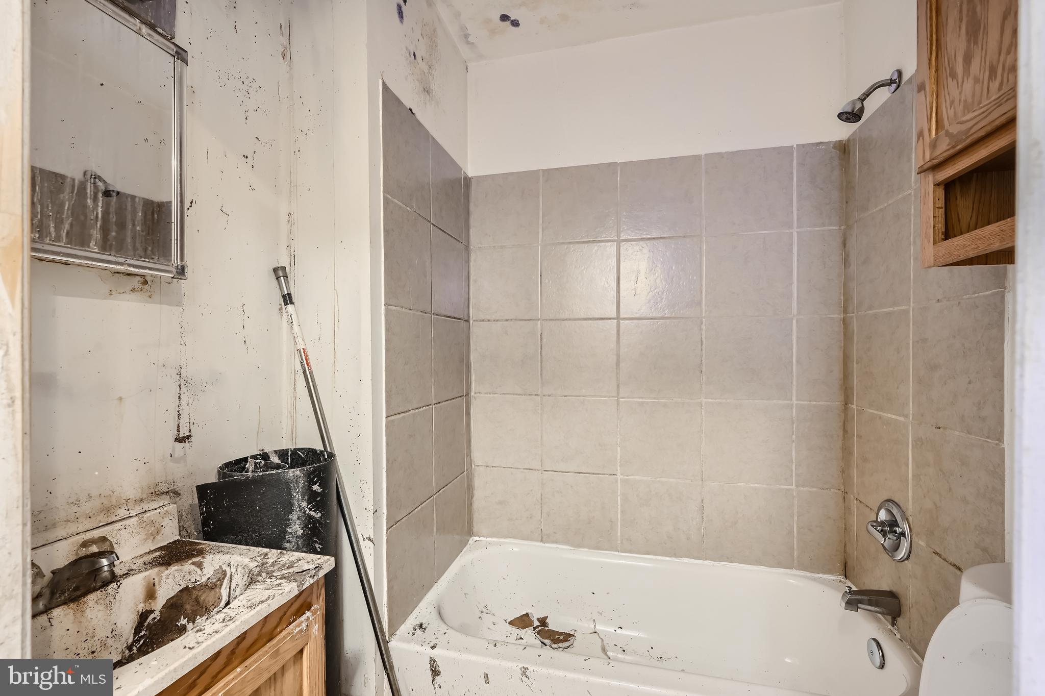 BARCLAY - Residential