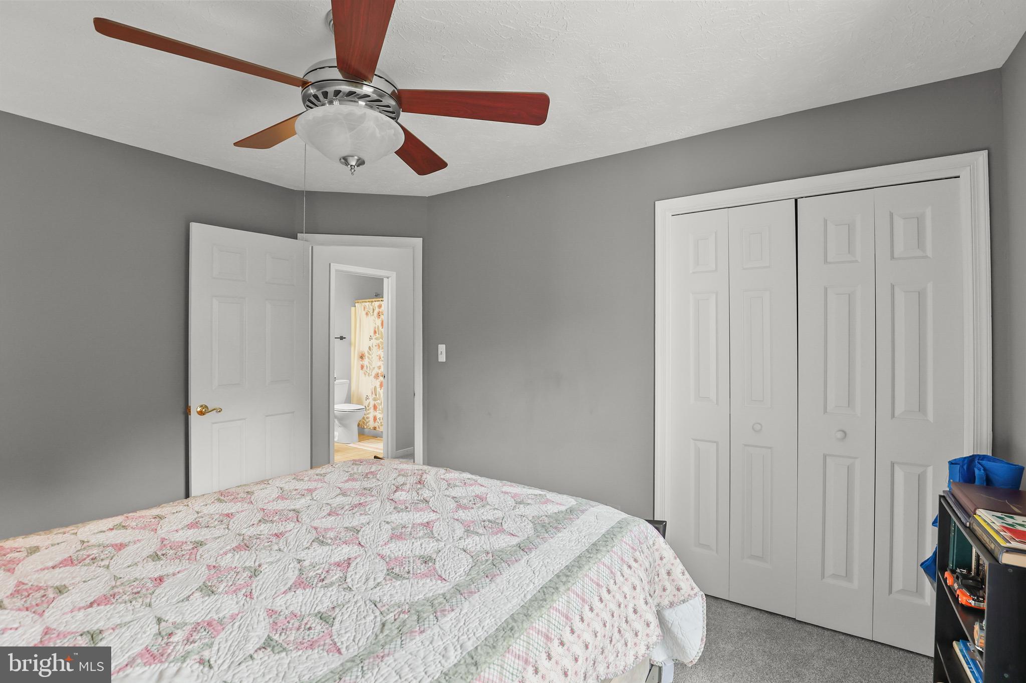 FOXBOROUGH FARMS - Residential