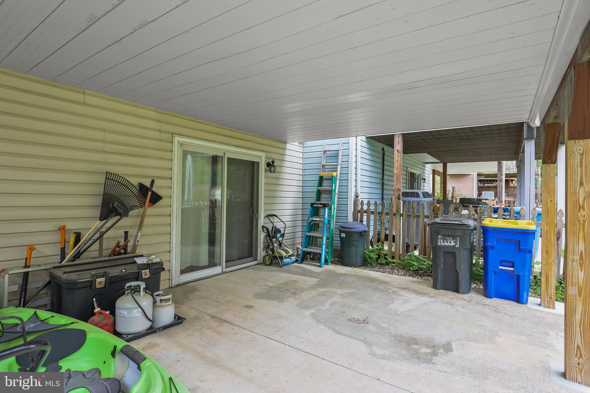 FOXBOROUGH FARMS - Residential