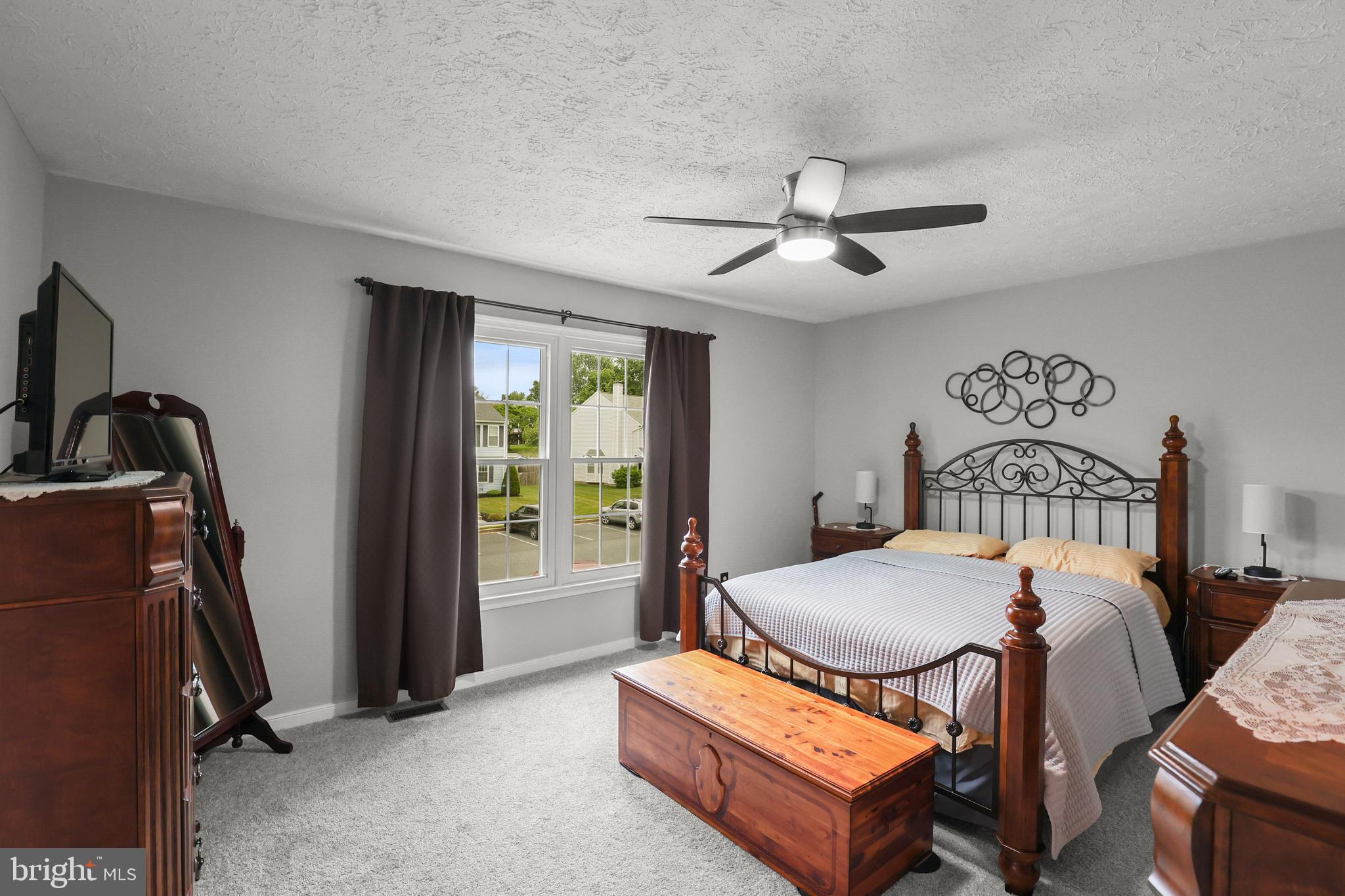 FOXBOROUGH FARMS - Residential
