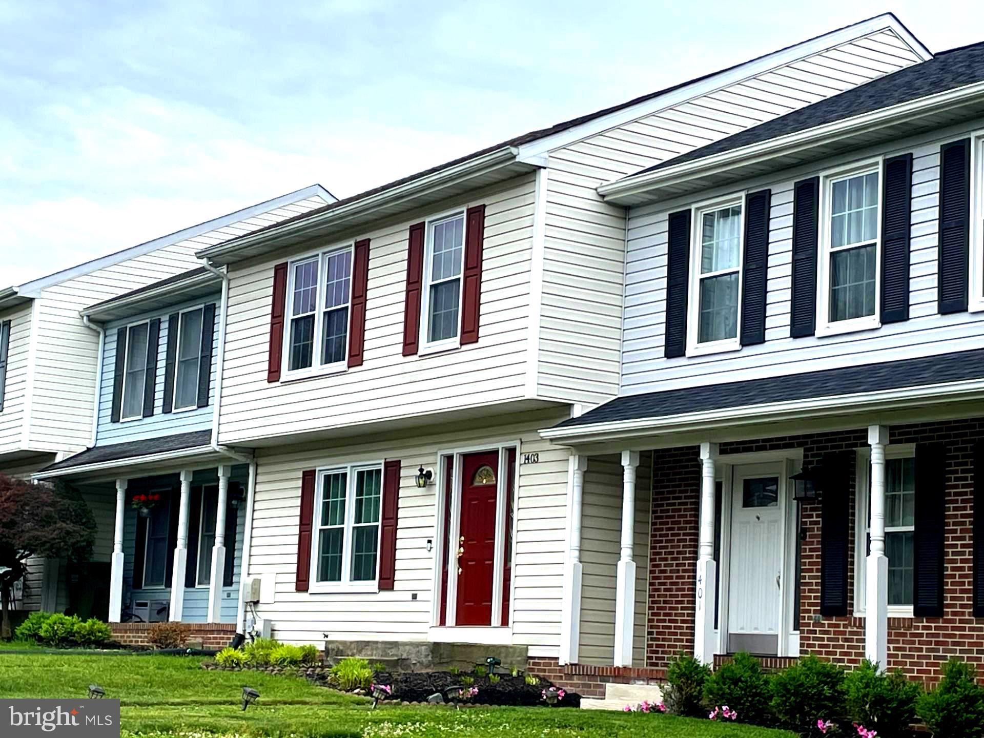 FOXBOROUGH FARMS - Residential