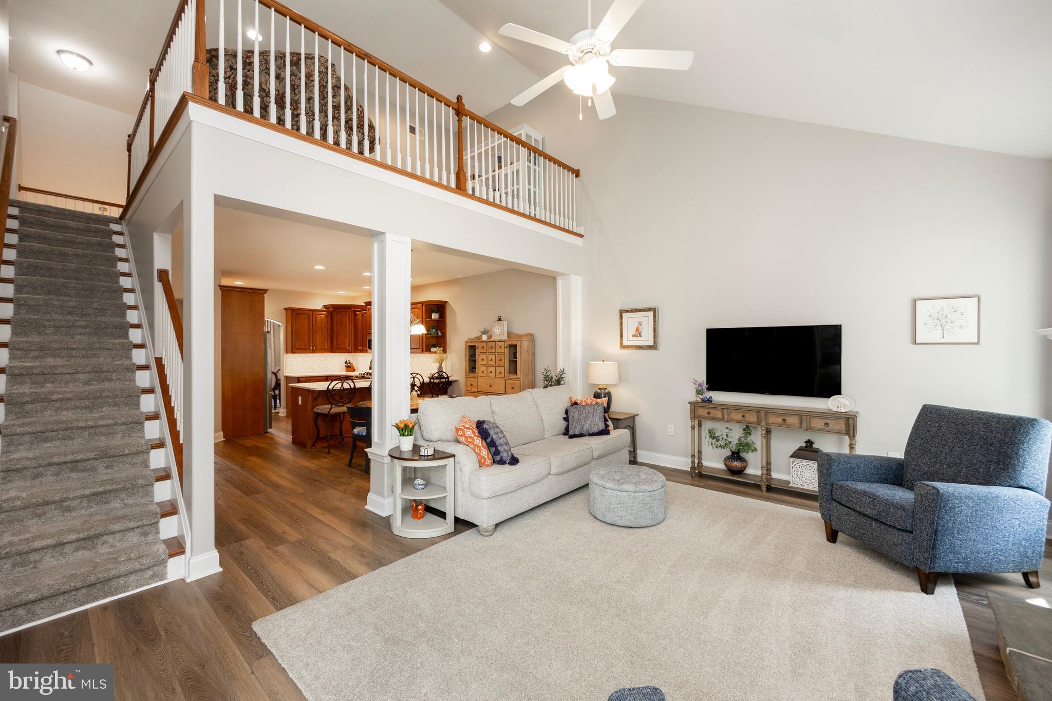 THE WOODS AT ROCK RAYMOND - Residential