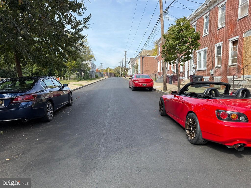 Photo of 31 E 22nd St, WILMINGTON, DE 19802 (MLS # DENC2091546)