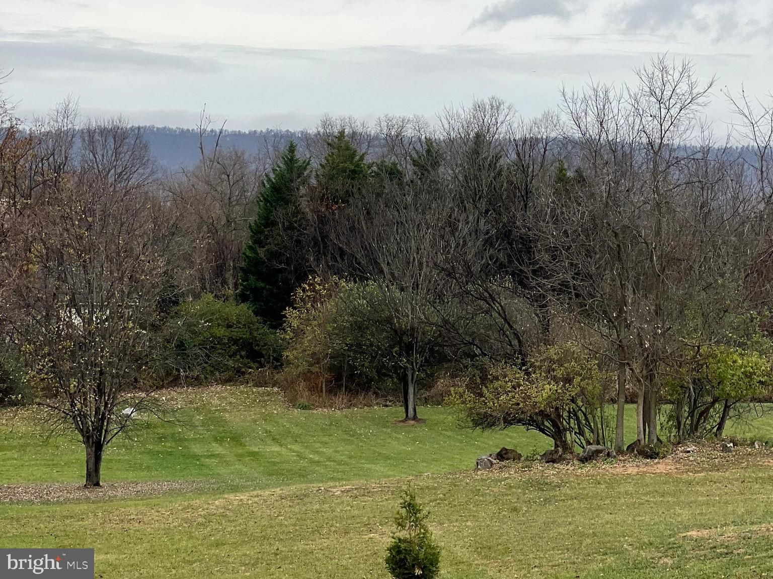 HOLLIS MANOR - Residential