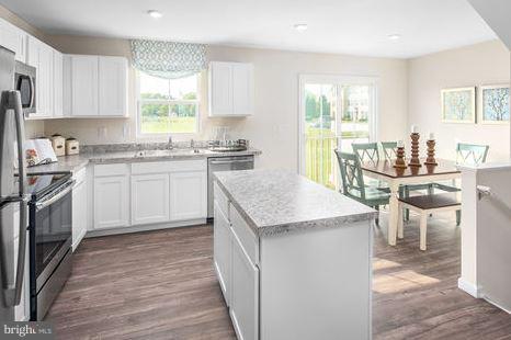 WEST CREEK VILLAGE - Residential