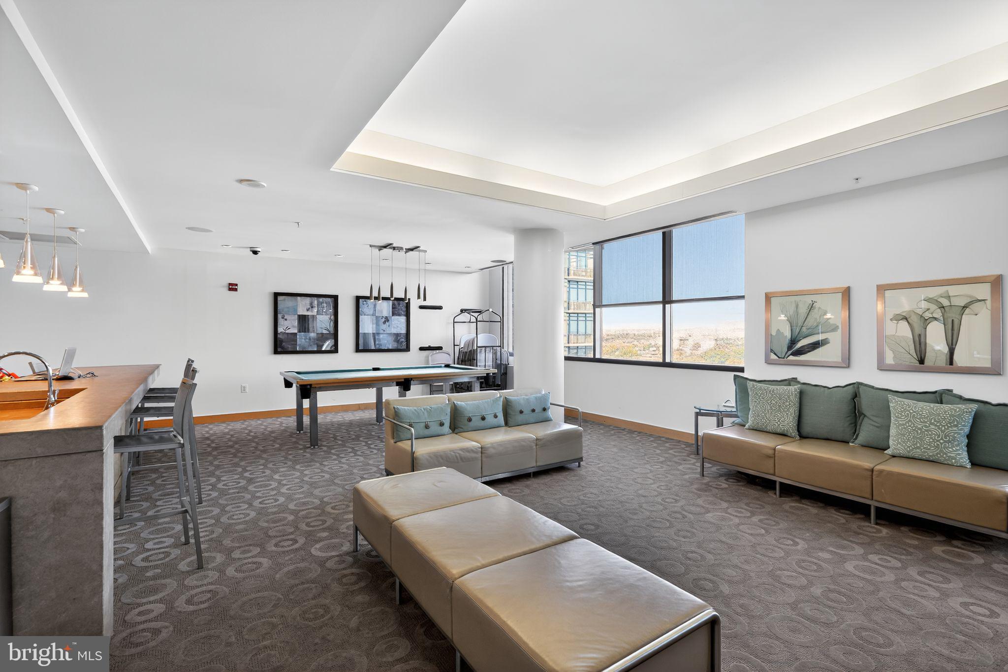 RADNOR - FORT MYER HEIGHTS - Residential