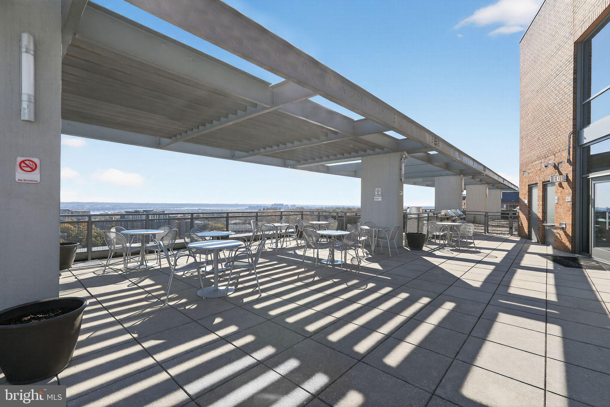 RADNOR - FORT MYER HEIGHTS - Residential