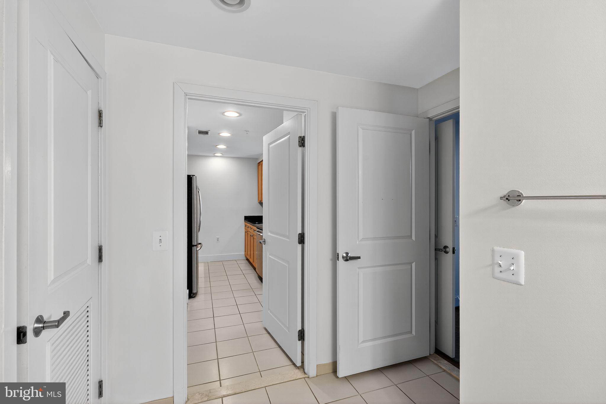 RADNOR - FORT MYER HEIGHTS - Residential