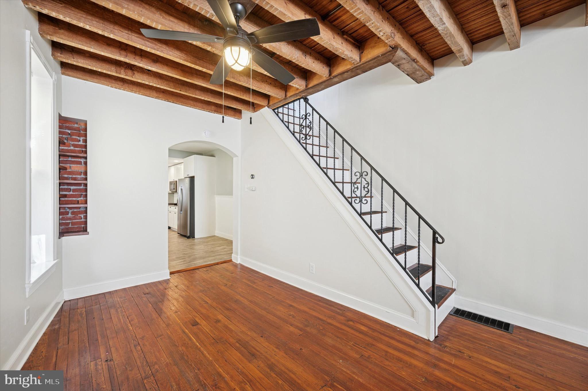 PORT RICHMOND - Residential