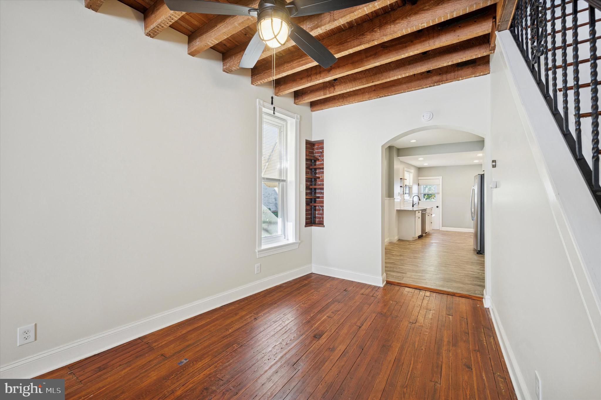 PORT RICHMOND - Residential