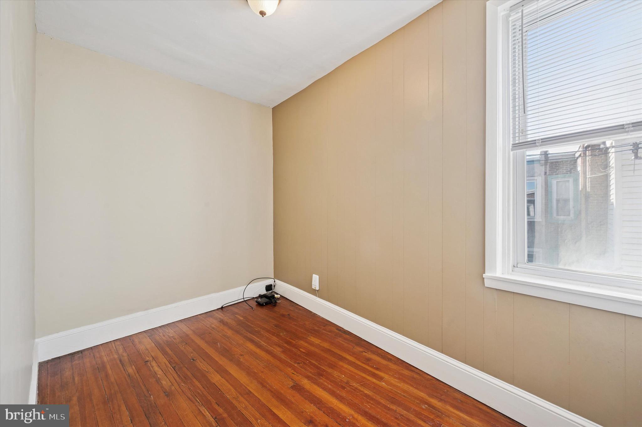 PORT RICHMOND - Residential