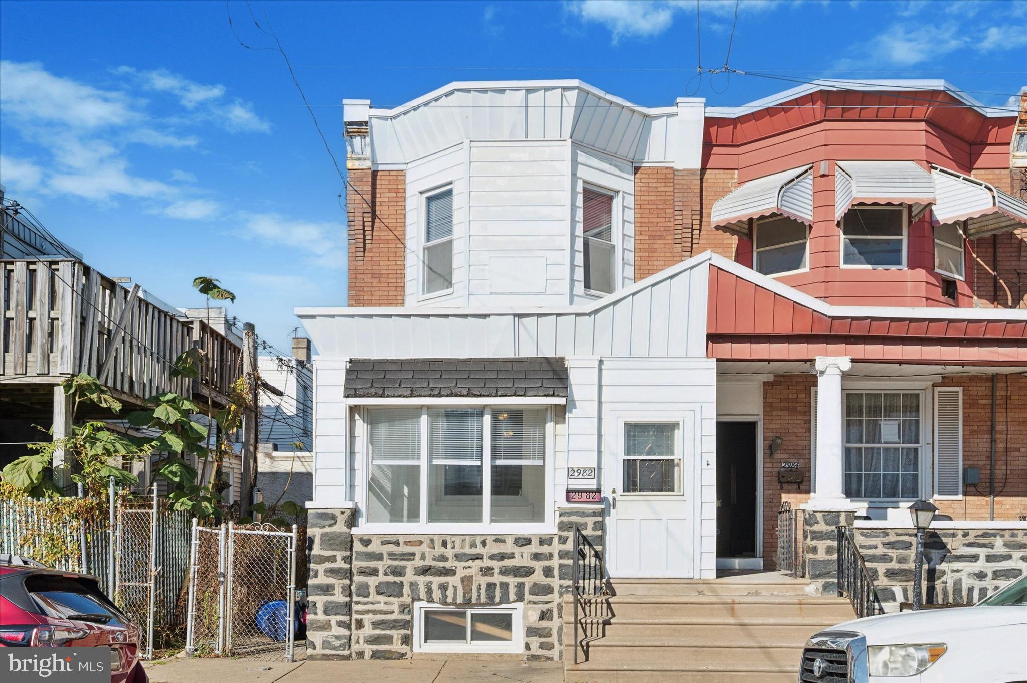 PORT RICHMOND - Residential