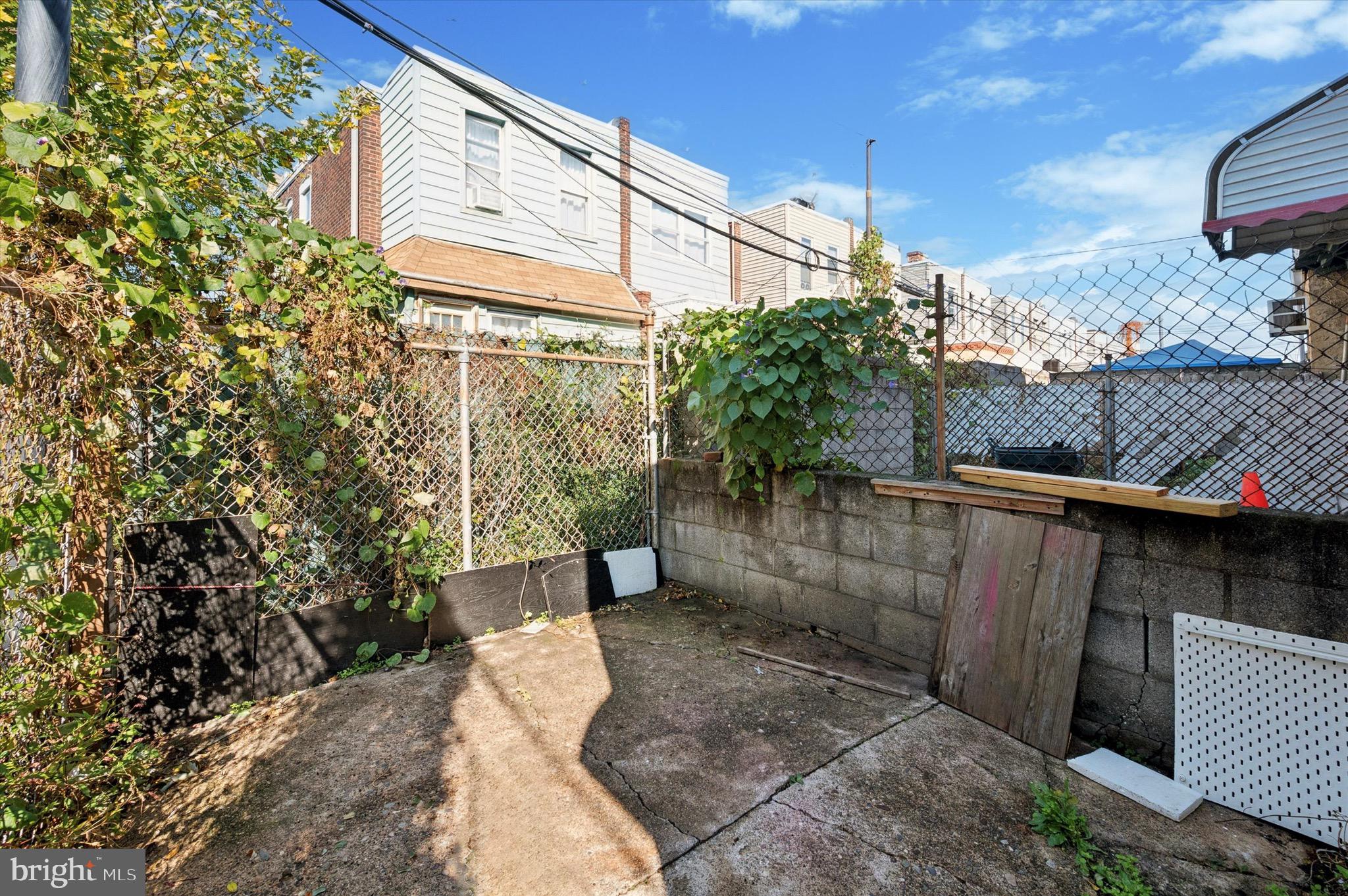 PORT RICHMOND - Residential