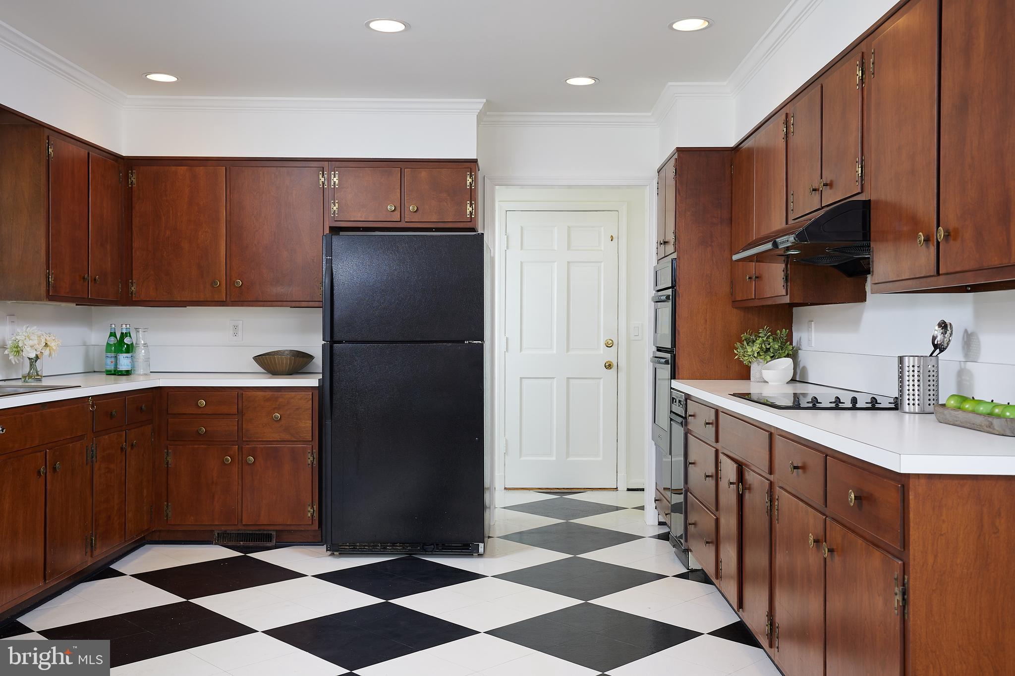 POTOMAC FALLS - Residential