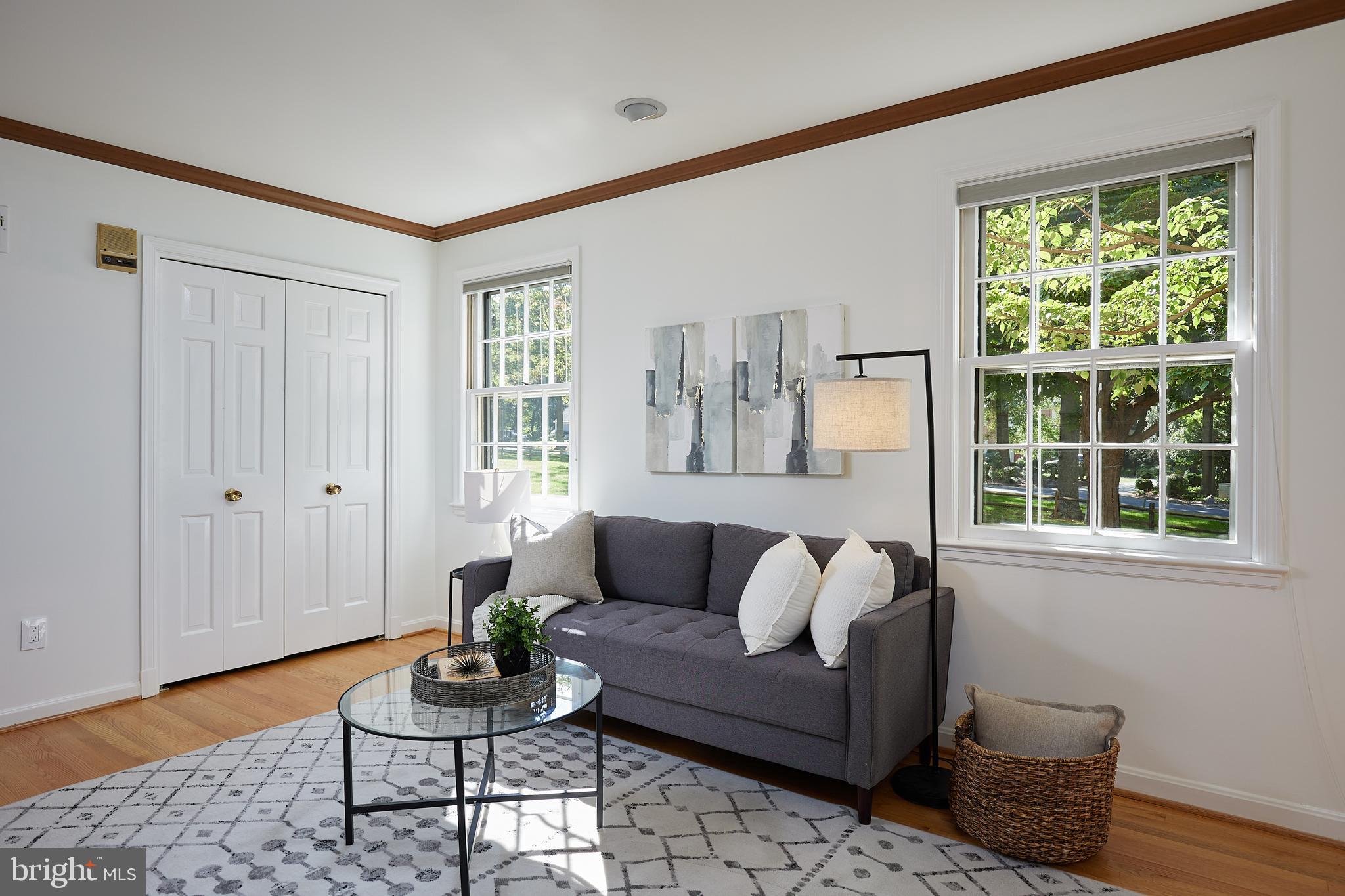 POTOMAC FALLS - Residential