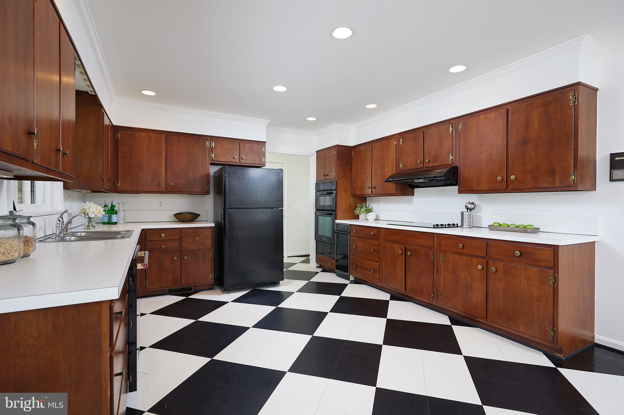 POTOMAC FALLS - Residential