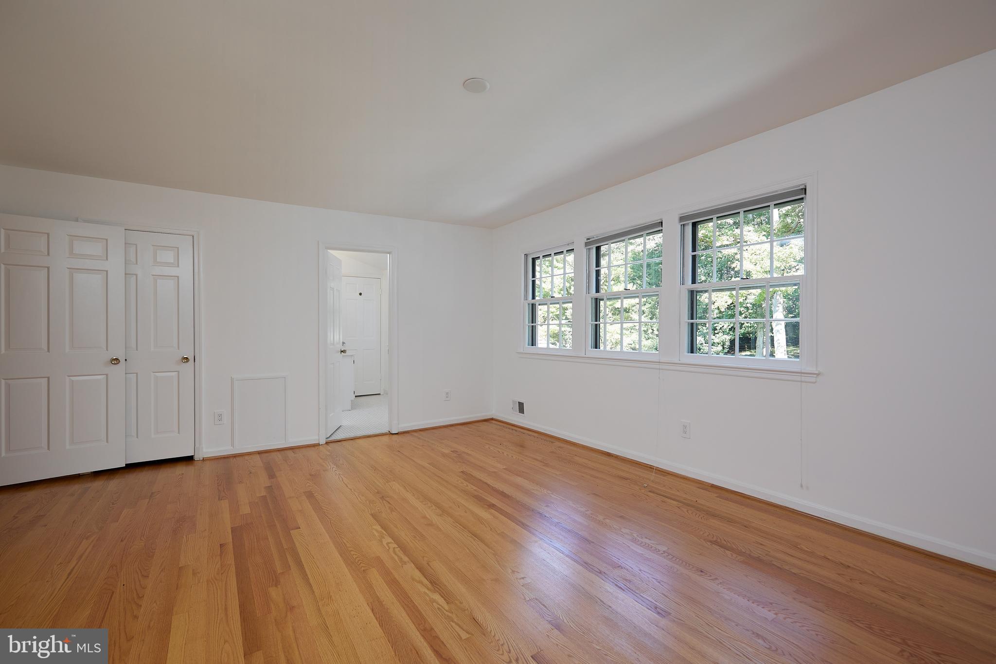 POTOMAC FALLS - Residential