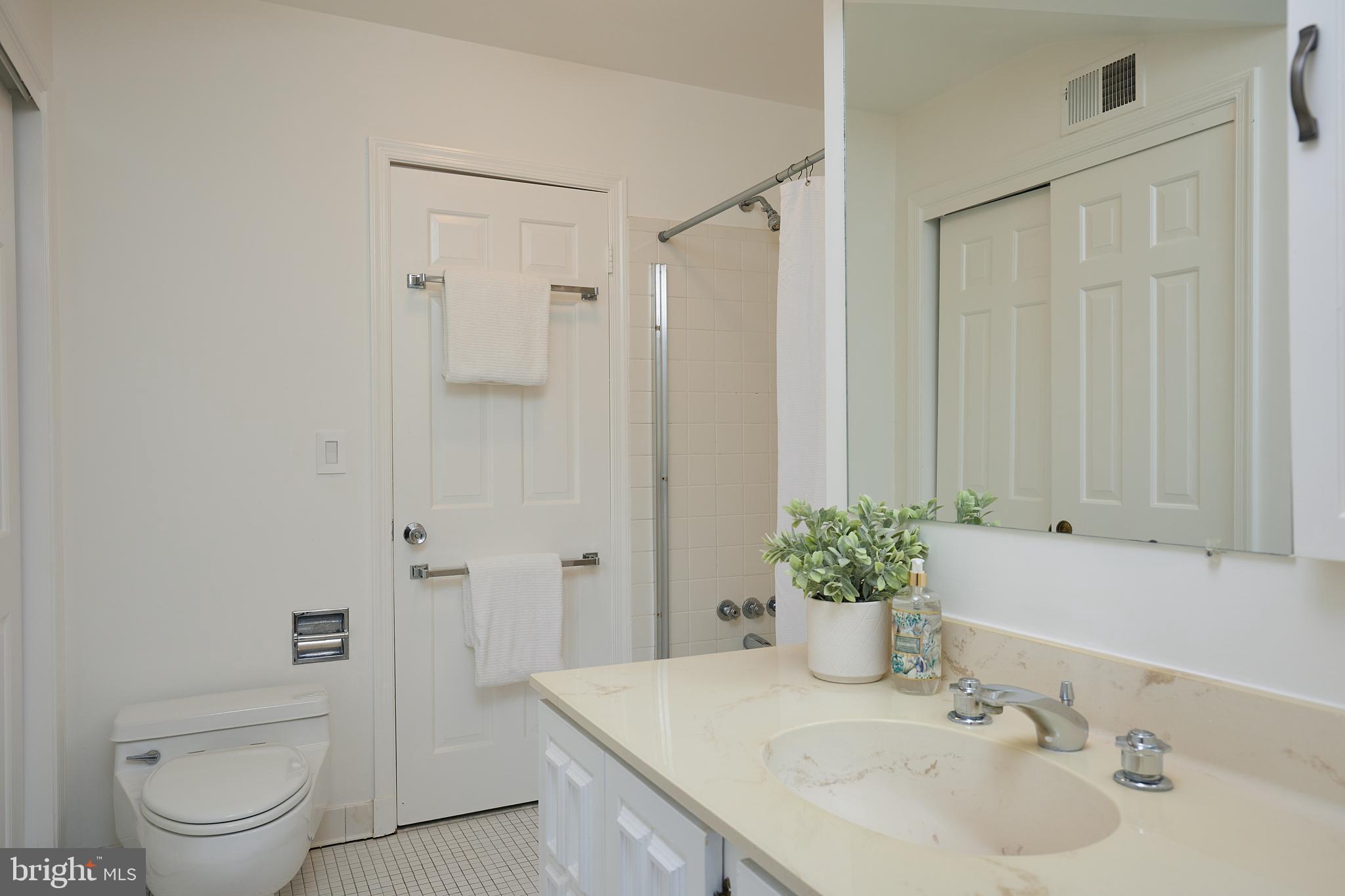 POTOMAC FALLS - Residential