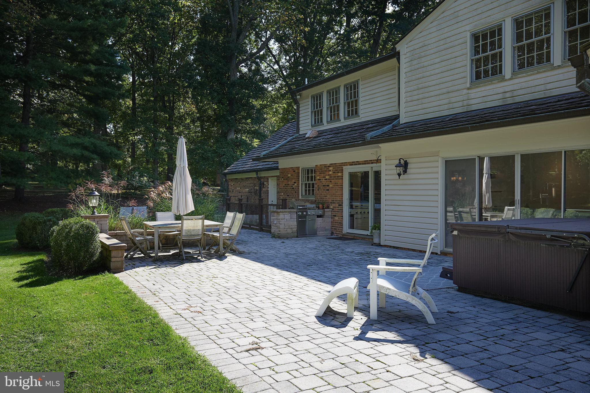 POTOMAC FALLS - Residential