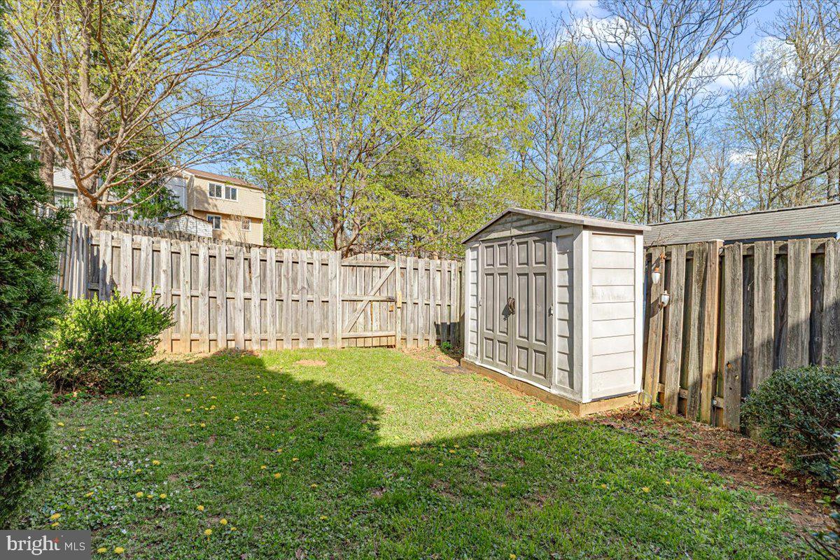 DAMASCUS MANOR - Residential