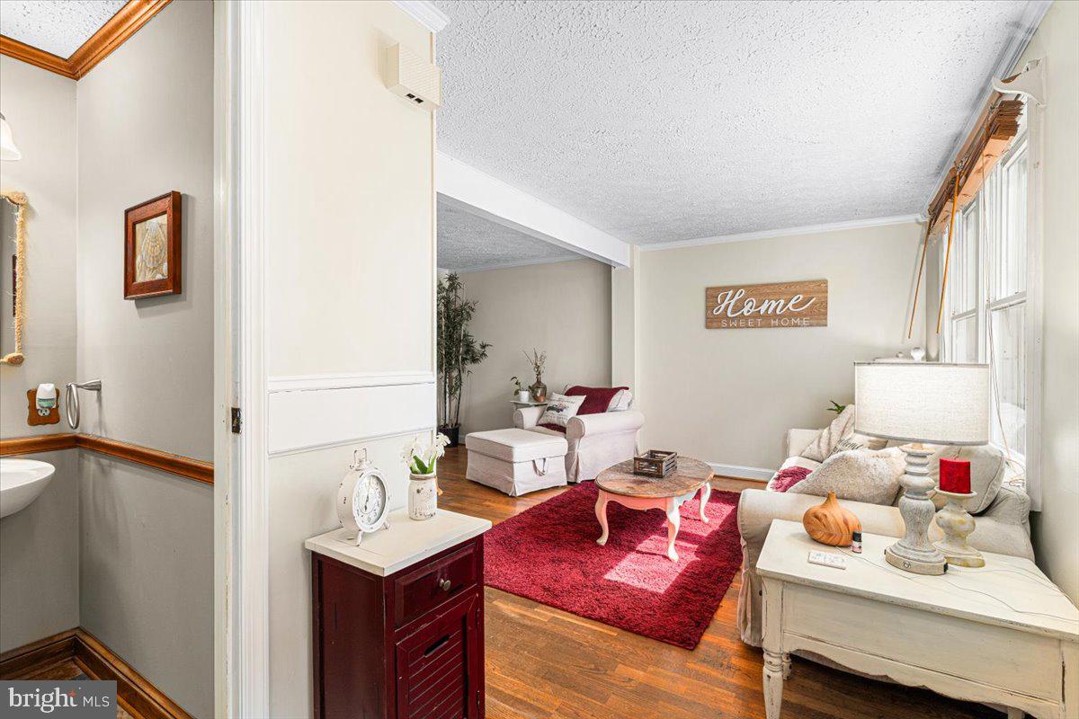 DAMASCUS MANOR - Residential