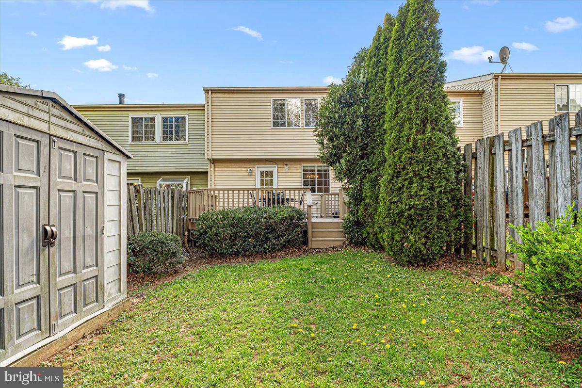 DAMASCUS MANOR - Residential