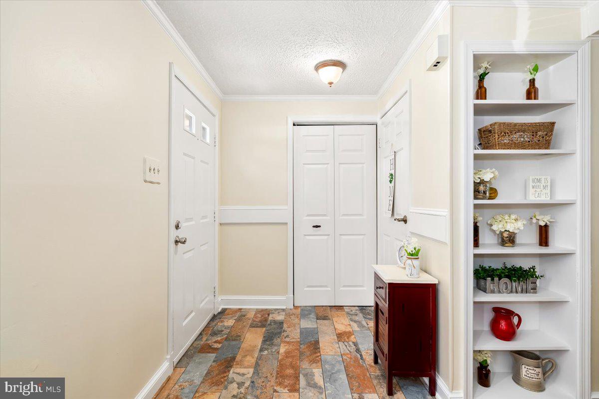 DAMASCUS MANOR - Residential