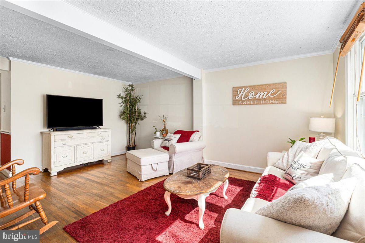 DAMASCUS MANOR - Residential