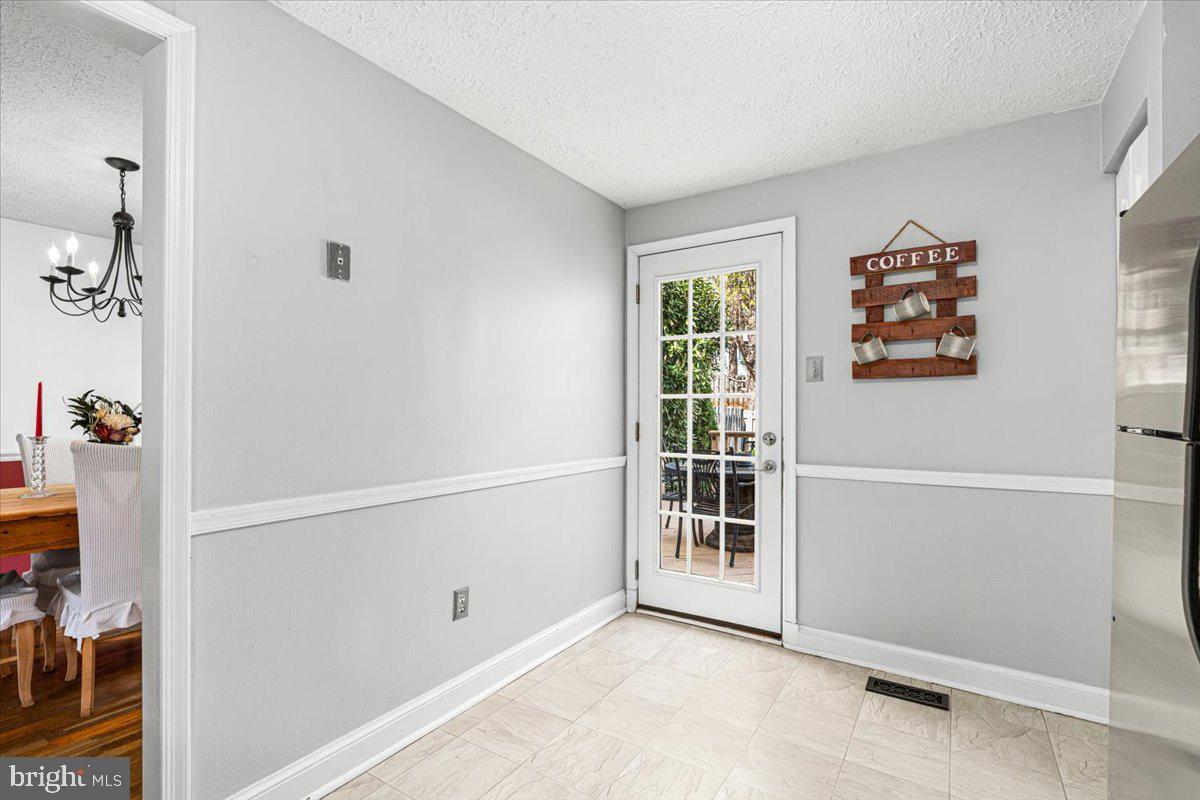 DAMASCUS MANOR - Residential