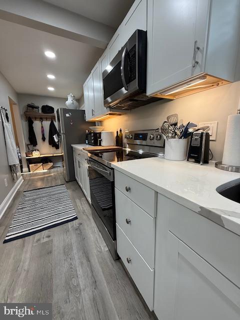 STONEYBROOKE - Residential