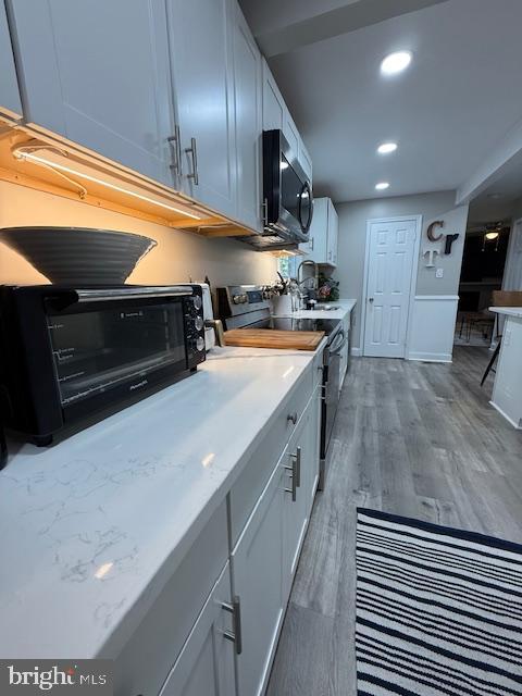 STONEYBROOKE - Residential