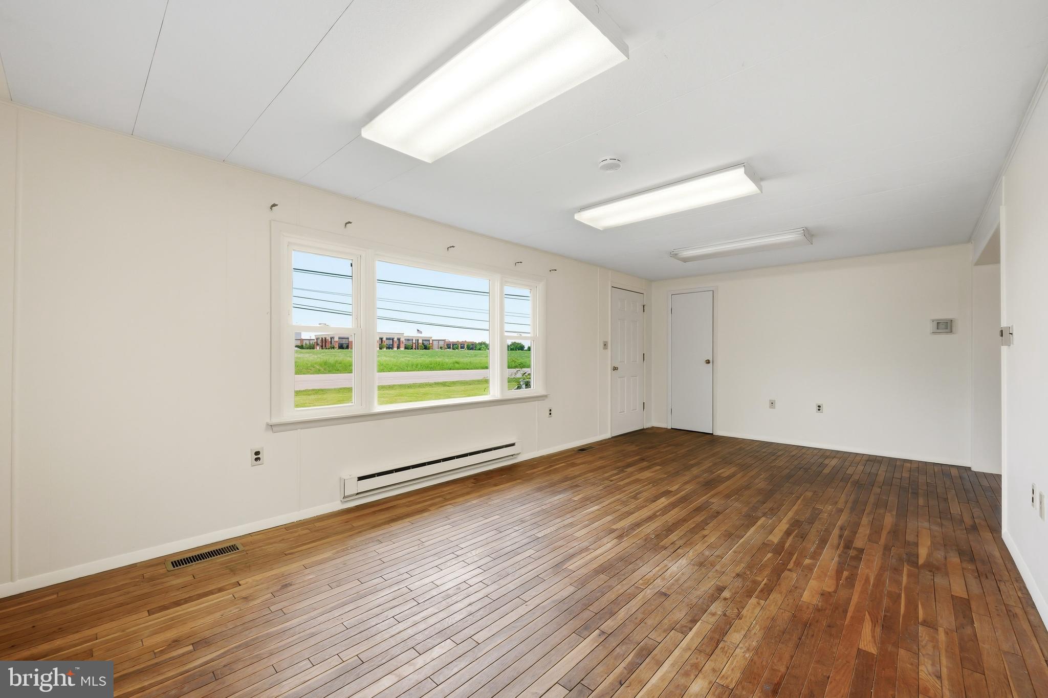 CHESTER HEIGHTS - Residential