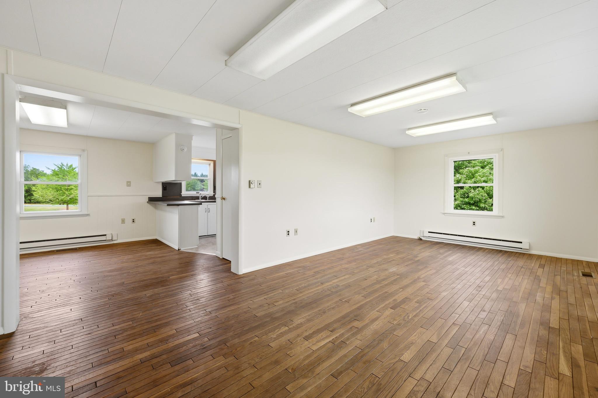 CHESTER HEIGHTS - Residential