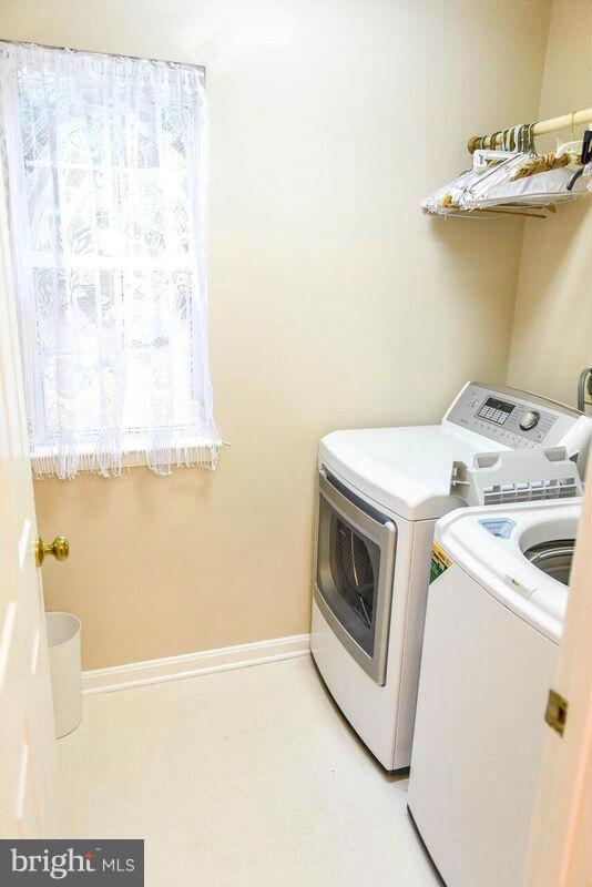 DRUM POINT - Residential