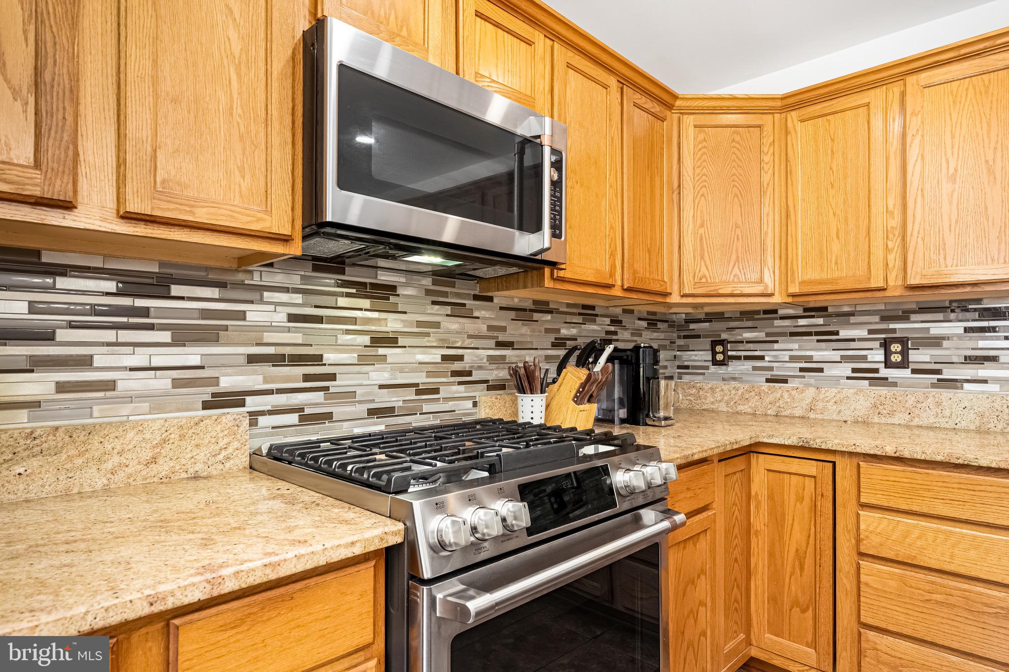 WOODVIEW VILLAGE - Residential