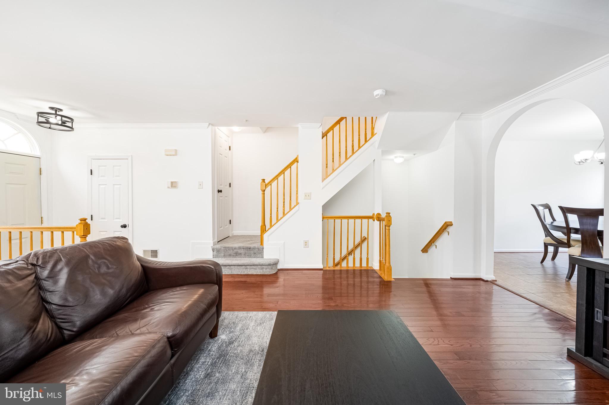 WOODVIEW VILLAGE - Residential