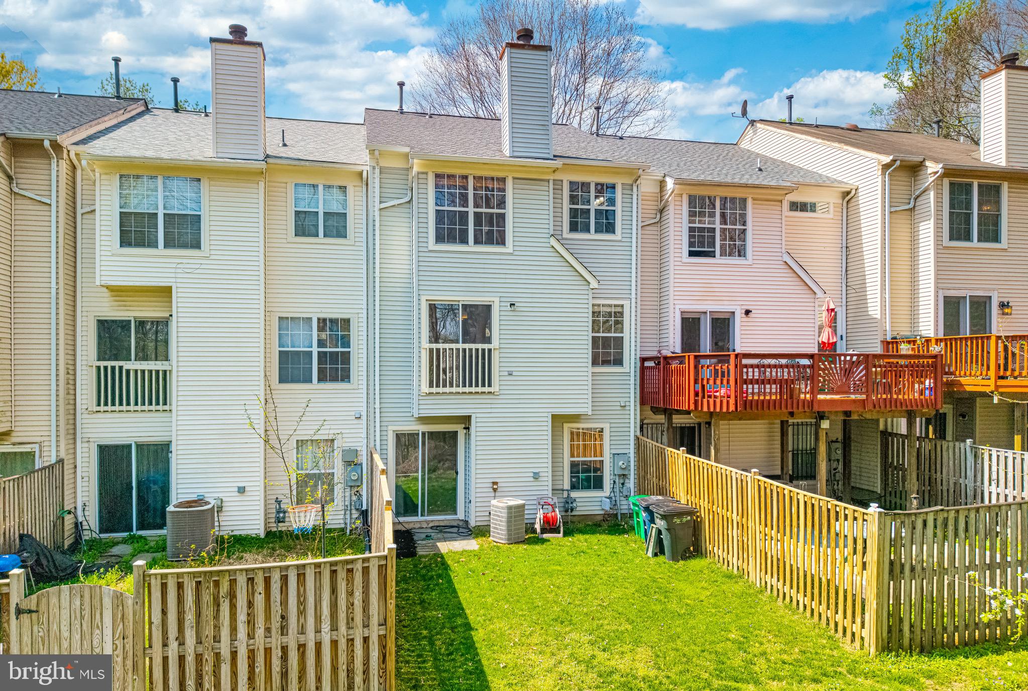 WOODVIEW VILLAGE - Residential