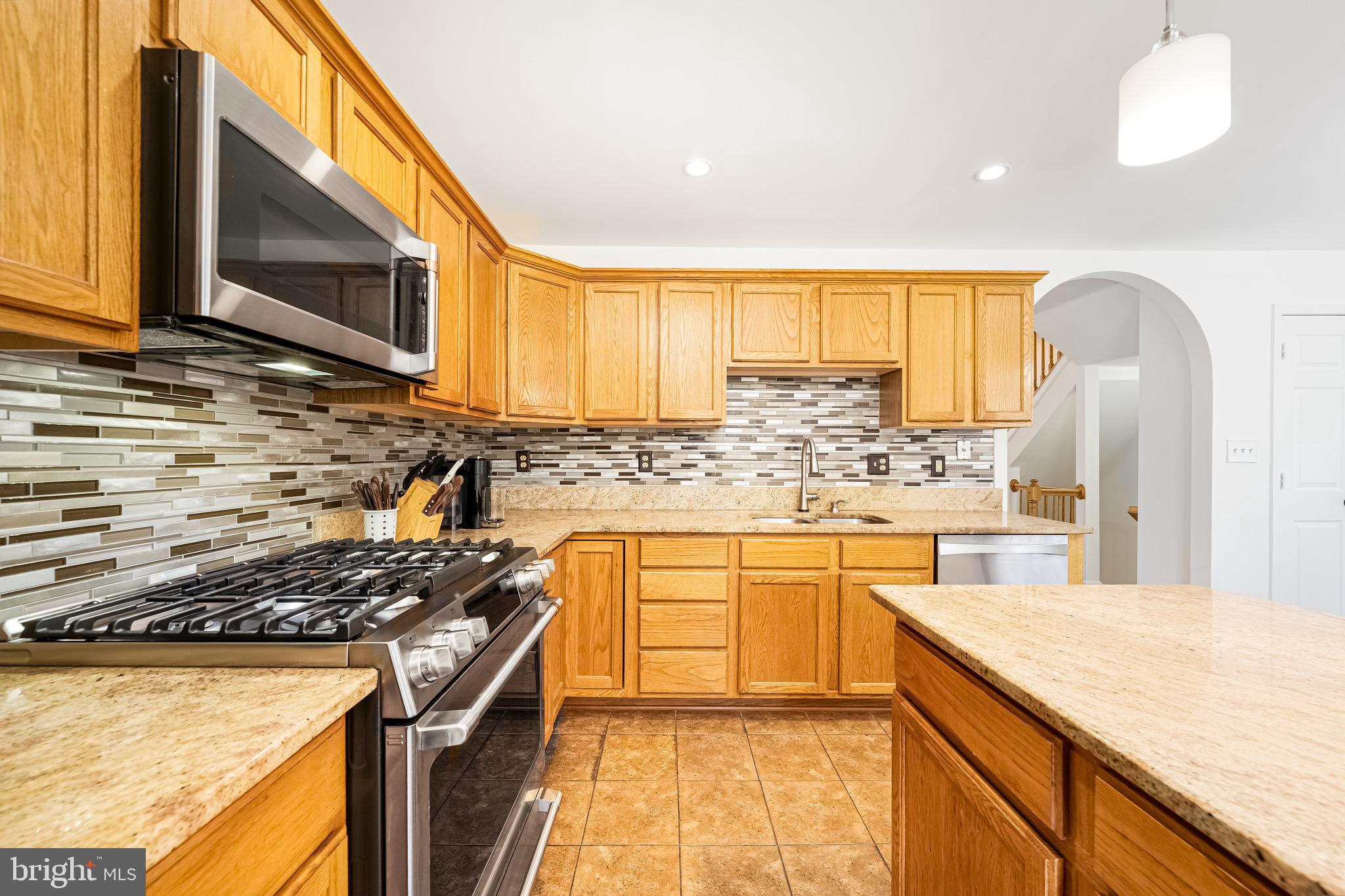 WOODVIEW VILLAGE - Residential