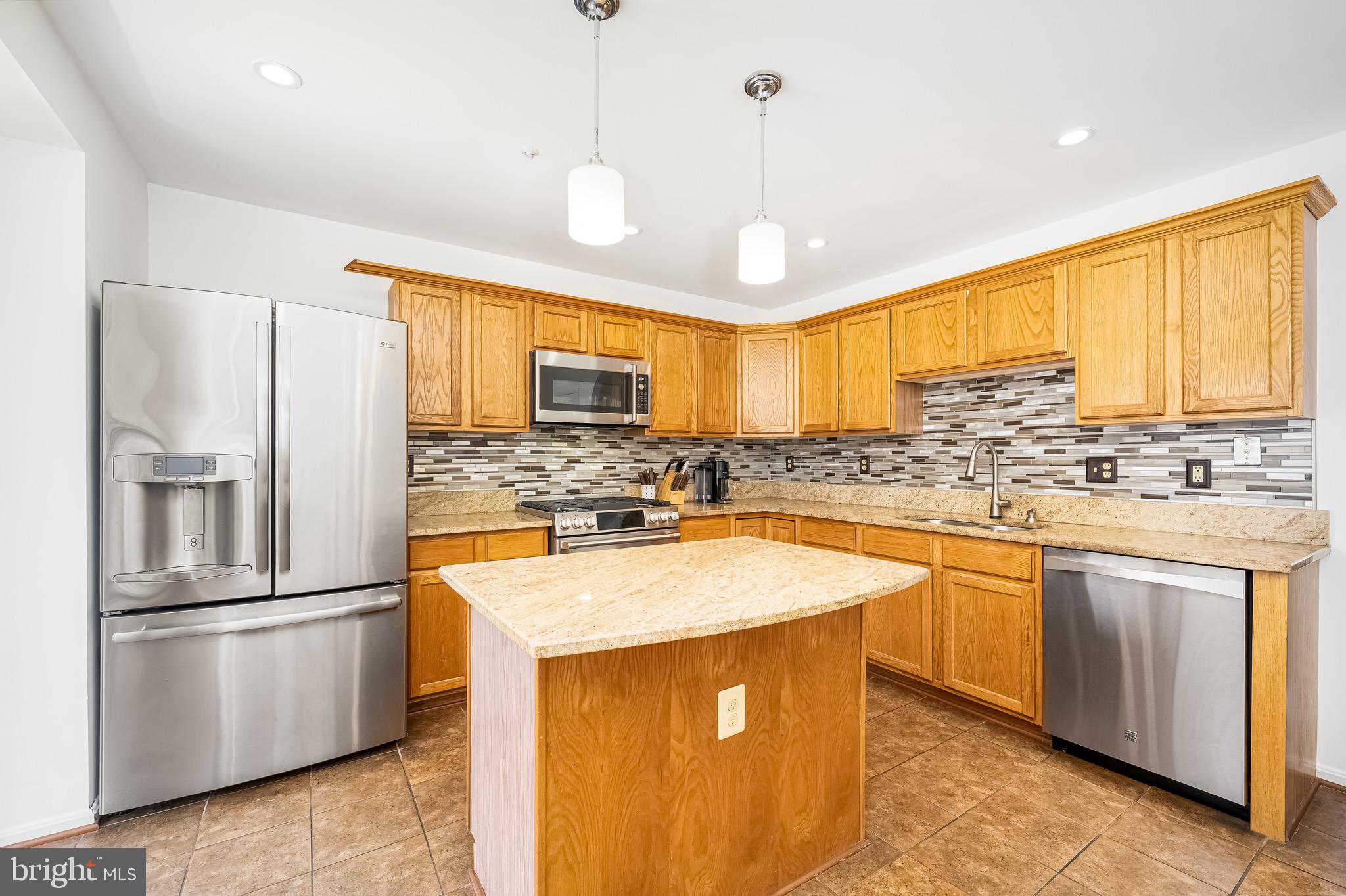 WOODVIEW VILLAGE - Residential