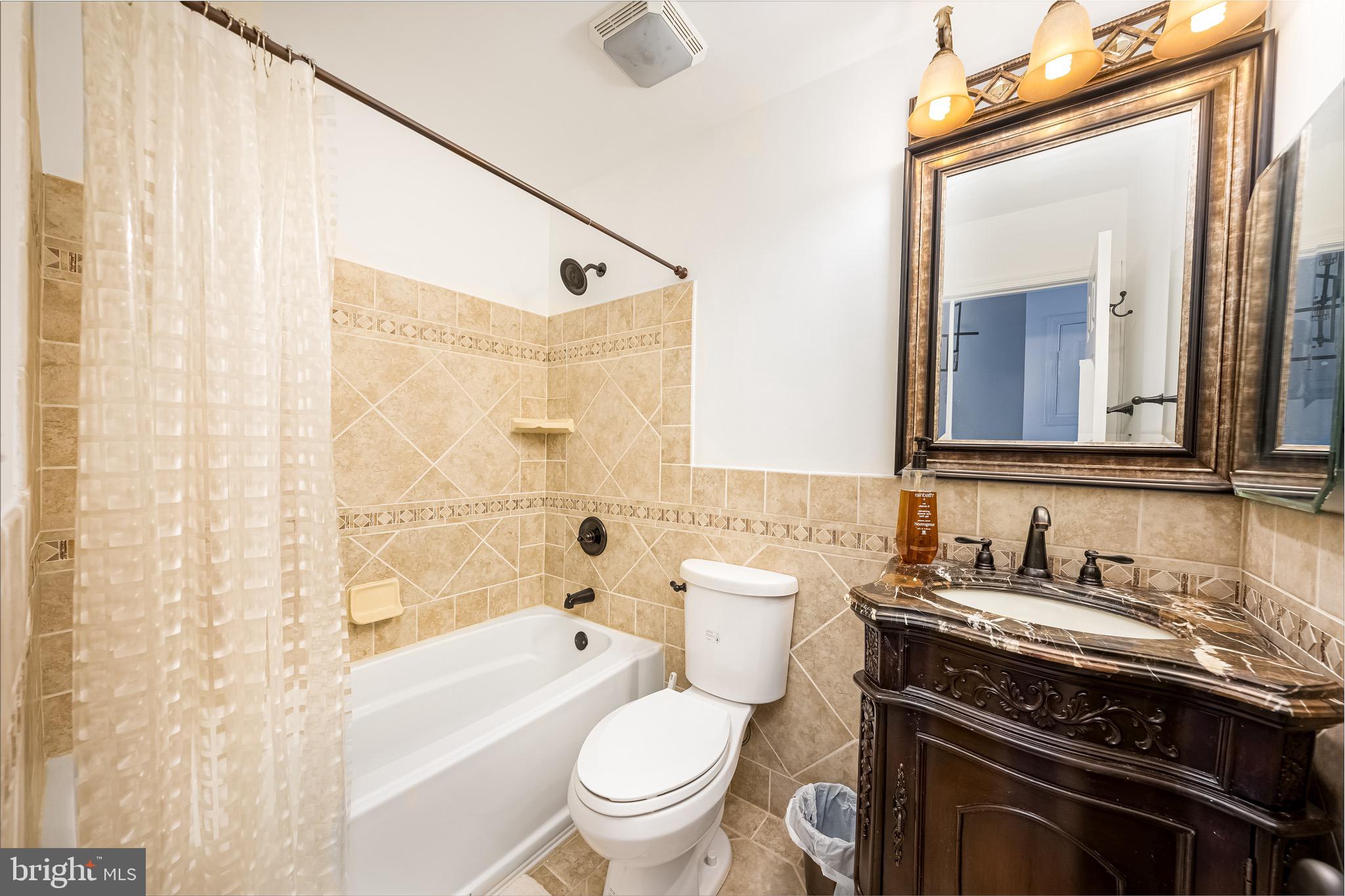 WOODVIEW VILLAGE - Residential