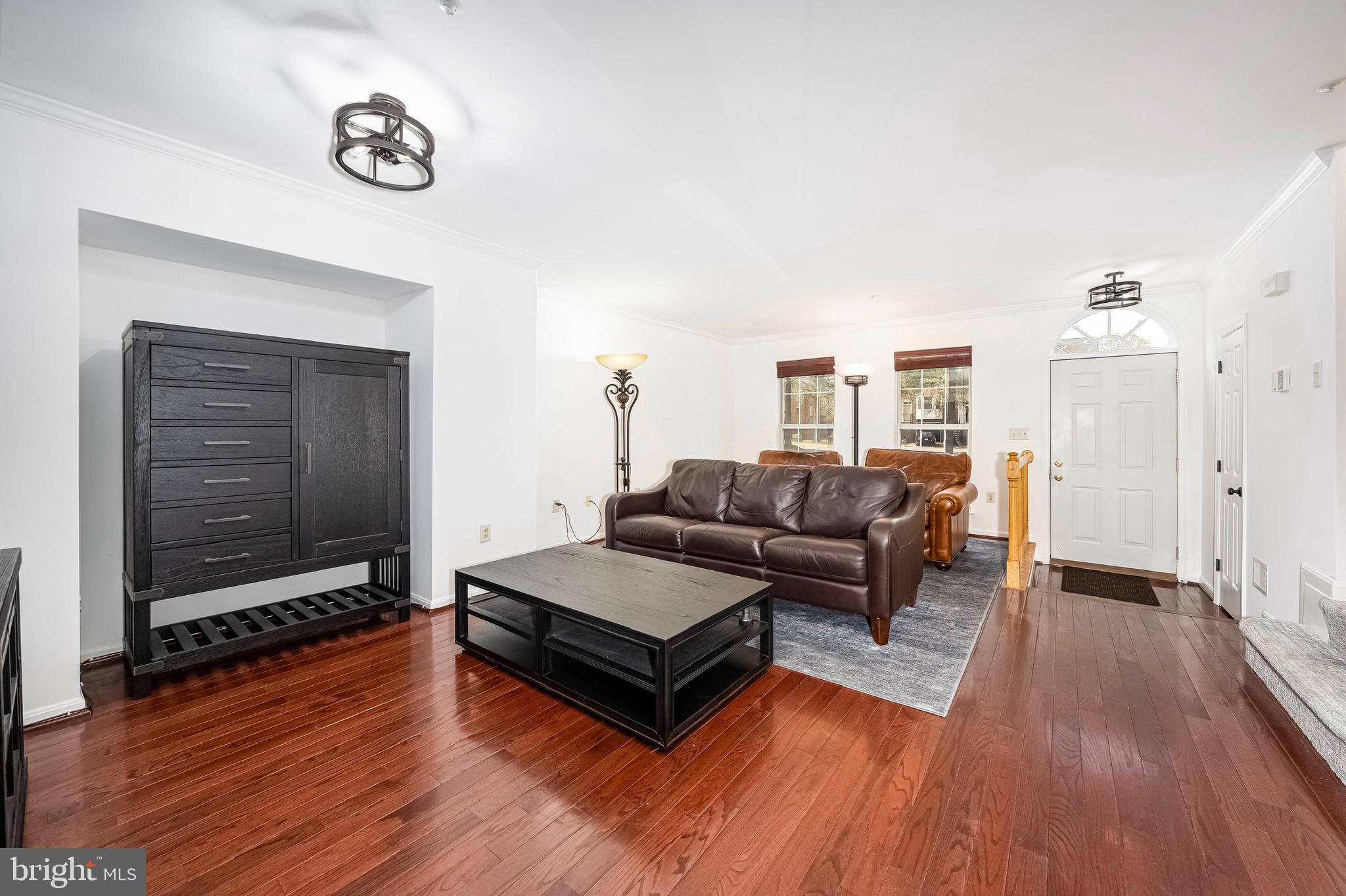 WOODVIEW VILLAGE - Residential