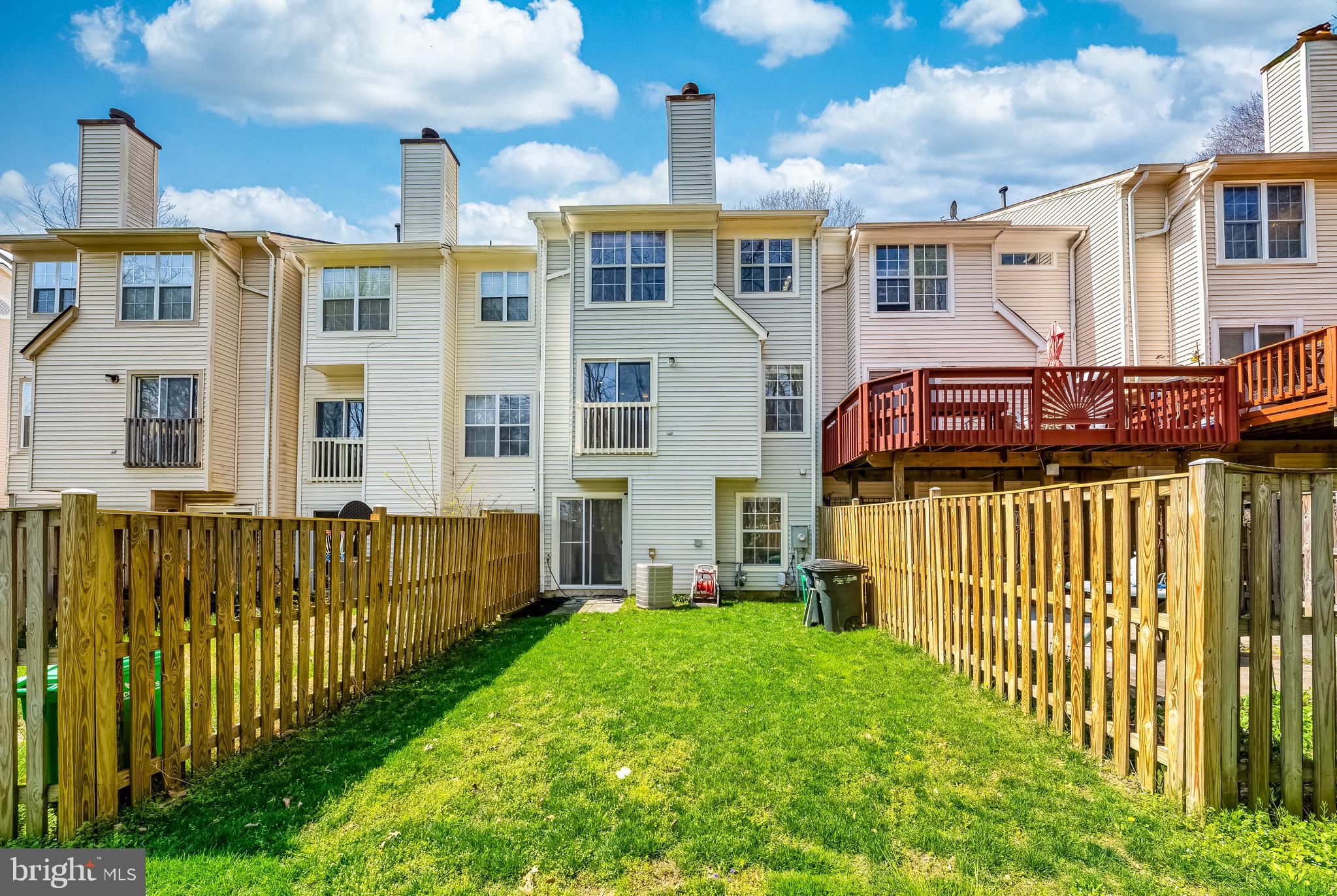 WOODVIEW VILLAGE - Residential