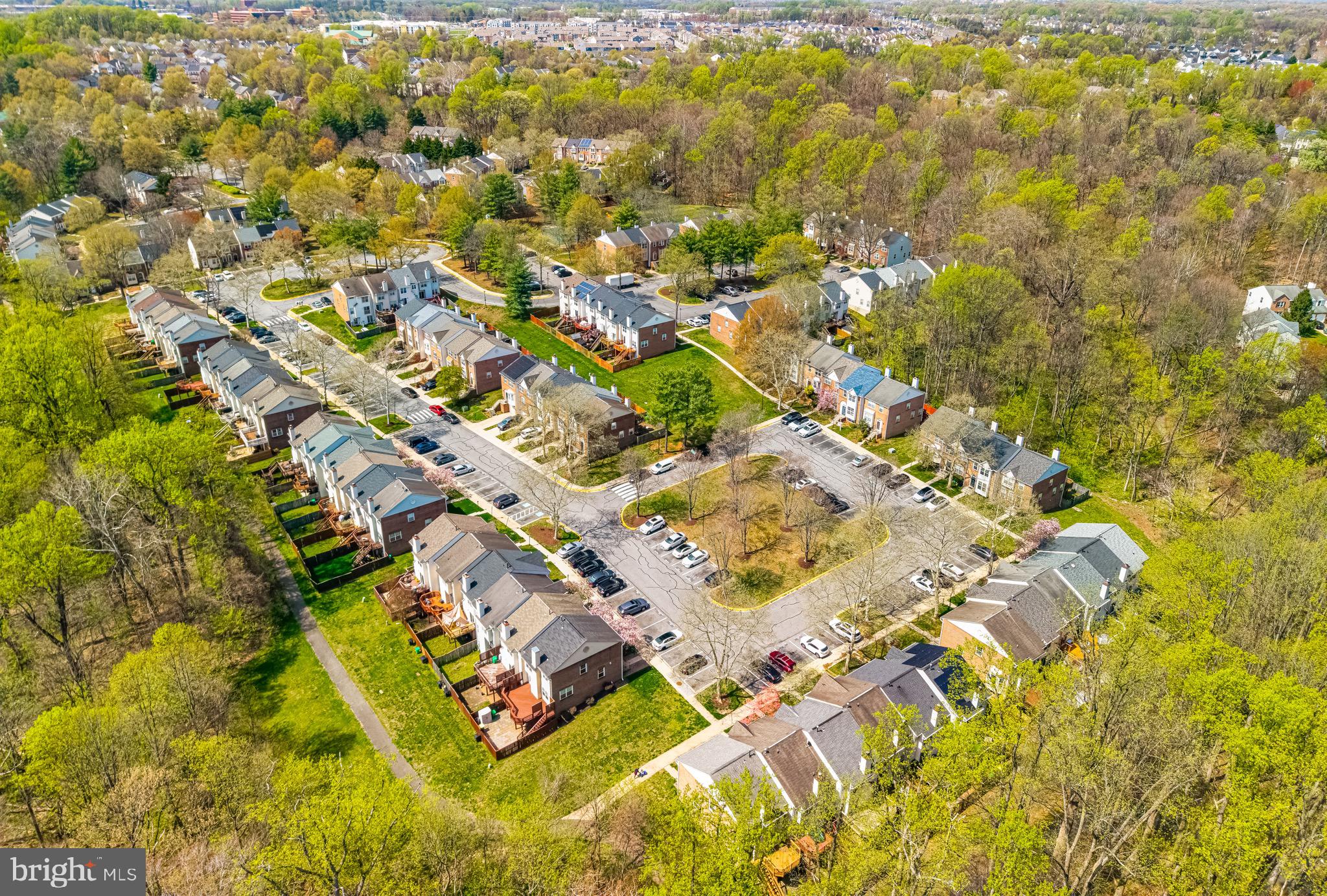 WOODVIEW VILLAGE - Residential