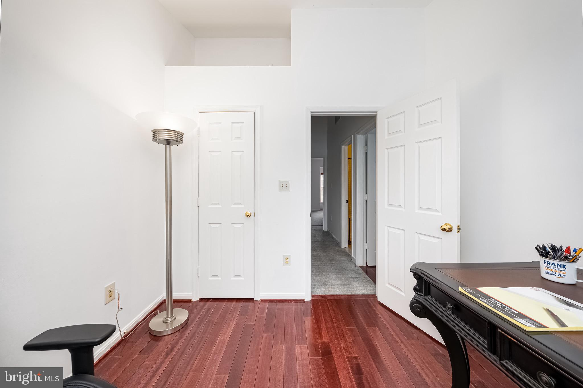 WOODVIEW VILLAGE - Residential