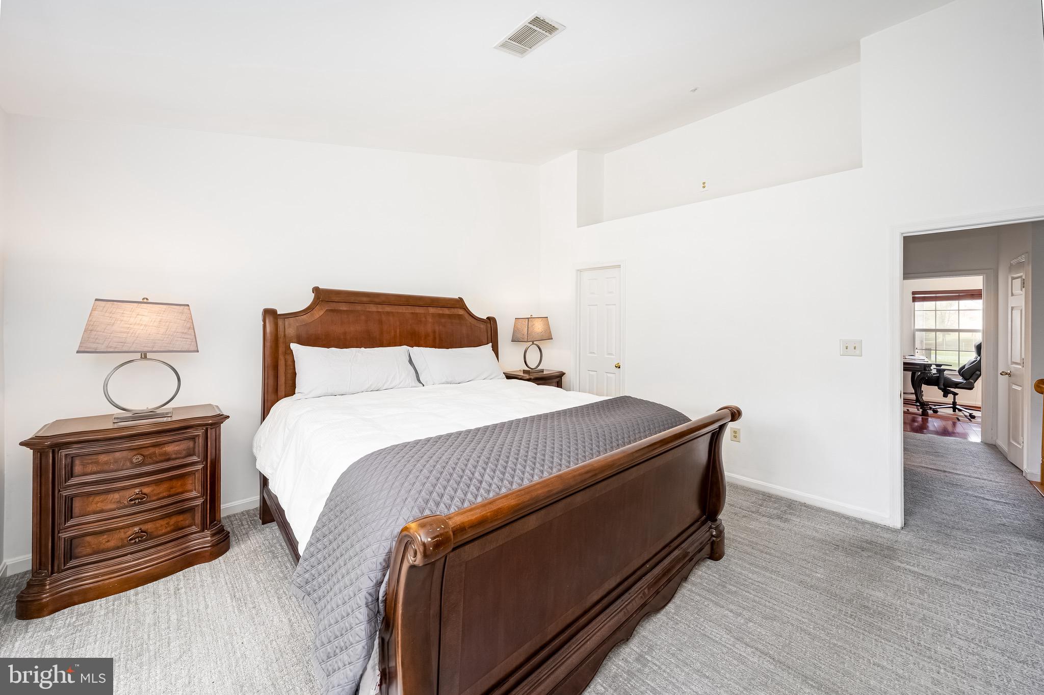 WOODVIEW VILLAGE - Residential